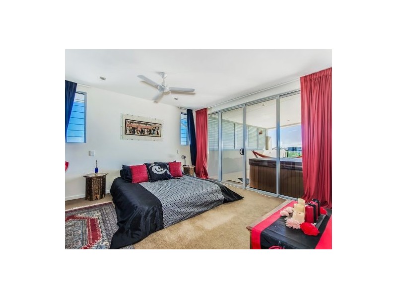 Unit 20 ‘Central Park’, 39 Kingsford Smith Parade, Maroochydore QLD 4558