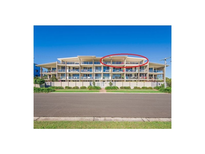 Unit 20 ‘Central Park’, 39 Kingsford Smith Parade, Maroochydore QLD 4558