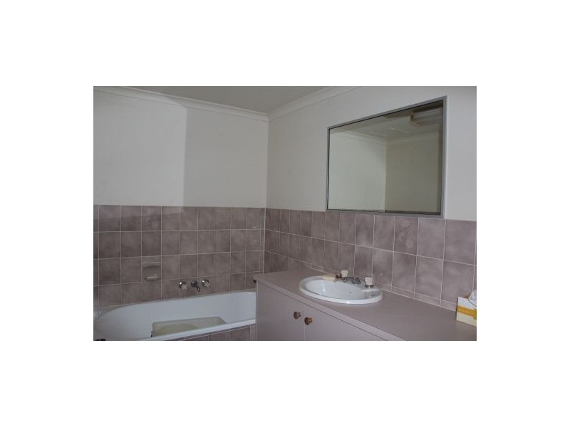 Apt 14 ‘Humzy Villas’, 77 Bradman Avenue, Maroochydore QLD 4558