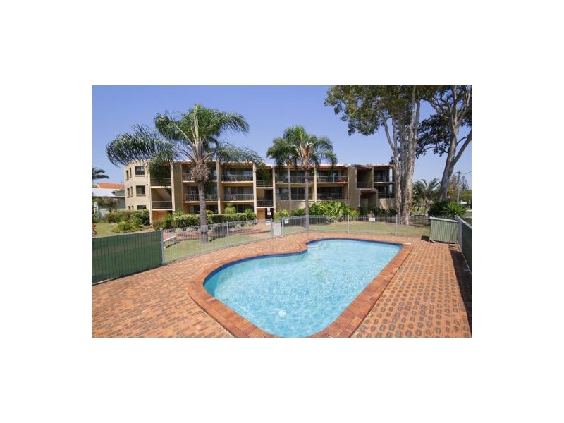 2 Humzy Villa’ 77 Bradman Ave, Maroochydore QLD 4558