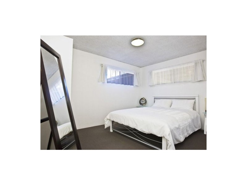 1/32 Broadwater Avenue, Maroochydore QLD 4558