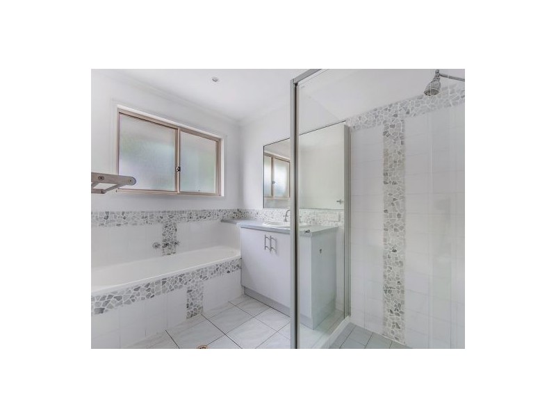 25 Orlando Crescent, Kuluin QLD 4558