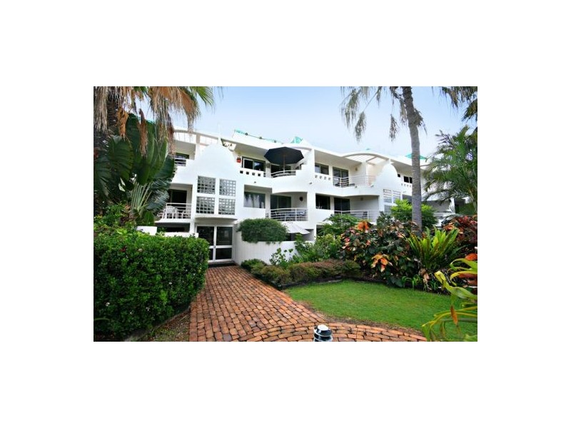 6 ‘Camargue’ 52 Alexandra Pde, Maroochydore QLD 4558