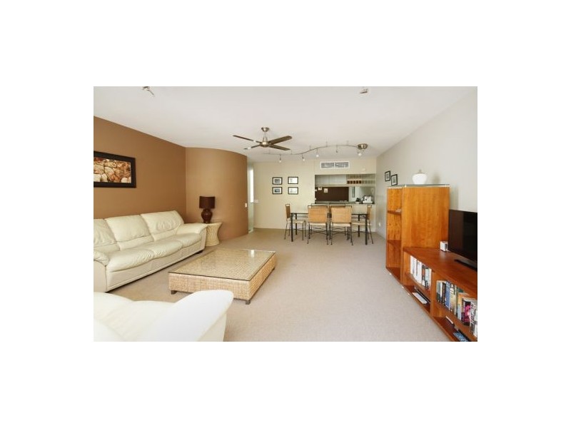 6 ‘Camargue’ 52 Alexandra Pde, Maroochydore QLD 4558