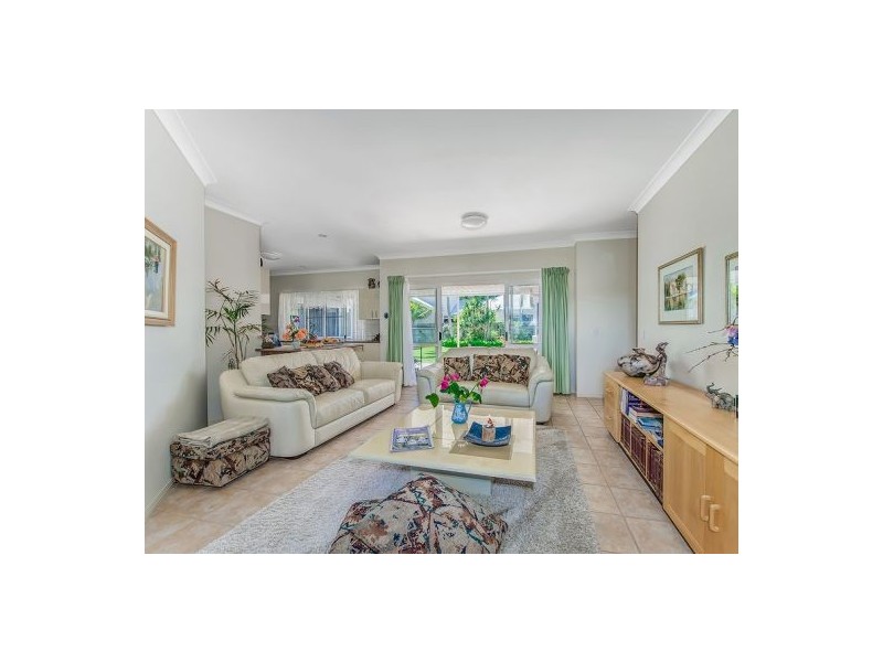 17 Twin Waters Drive, Twin Waters QLD 4564