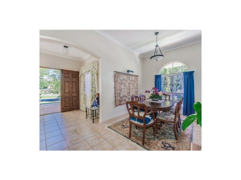 17 Twin Waters Drive, Twin Waters QLD 4564