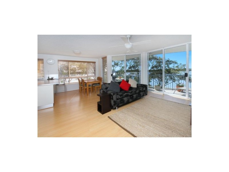 7/16 ‘Points North’ Picnic Point Esplanade, Maroochydore QLD 4558