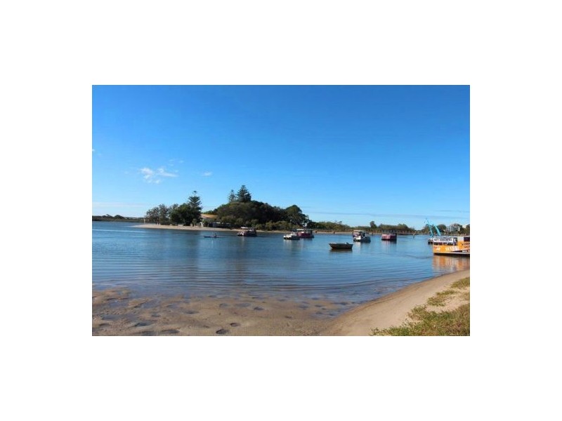 15/77 ‘Humzy Villas’ Bradman Avenue, Maroochydore QLD 4558