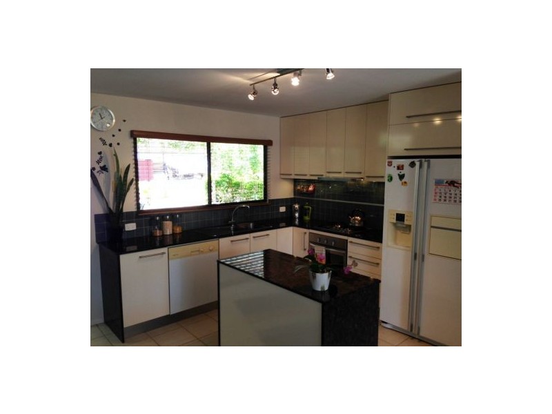 63 Railway Parade, Glass House Mountains QLD 4518