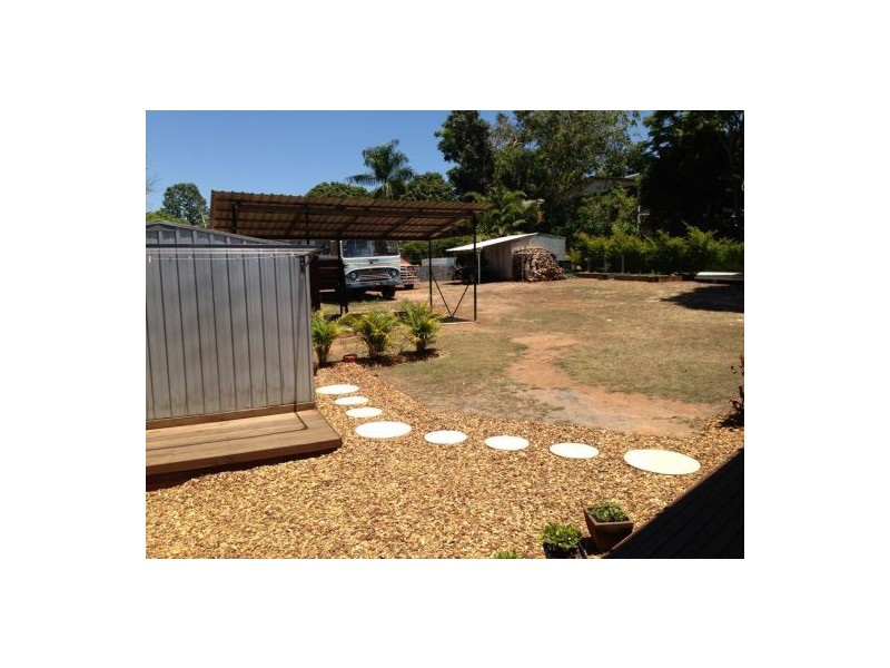 63 Railway Parade, Glass House Mountains QLD 4518