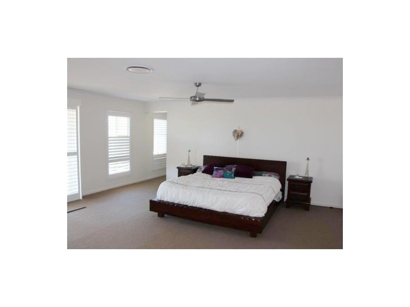 37 Moorings Circuit, Twin Waters QLD 4564