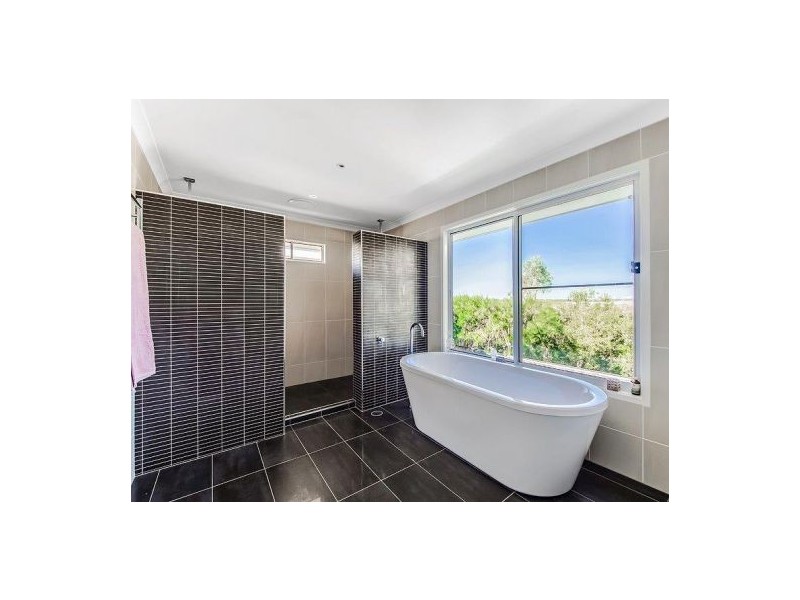 37 Moorings Circuit, Twin Waters QLD 4564