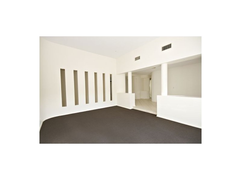 6 Olympic Lane, Pelican Waters QLD 4551