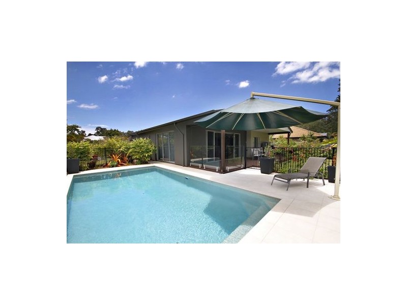 2 Palmyra Crescent, Buderim QLD 4556