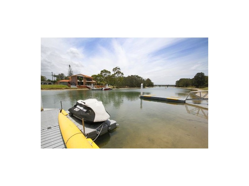 4 Swinbourne Lane, Maroochydore QLD 4558