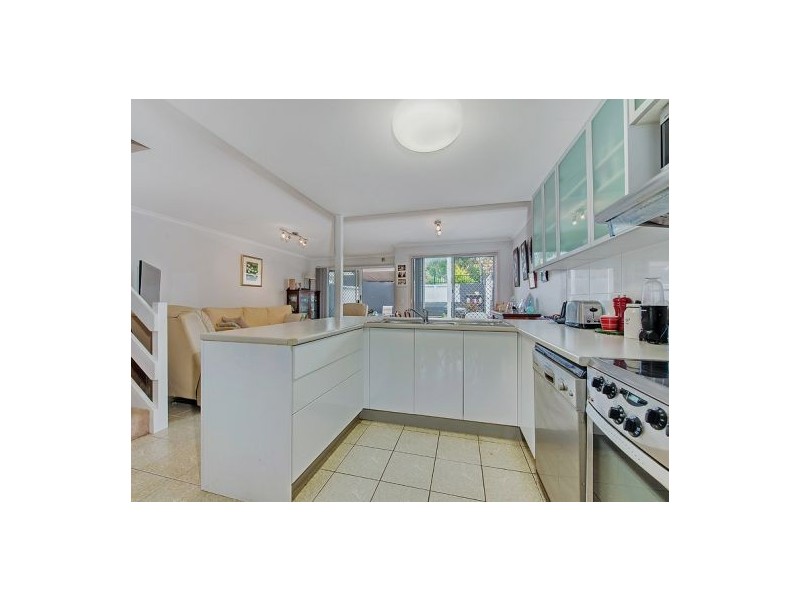 2/5 Ridgewood Terraces, Arwen Street, Maroochydore QLD 4558