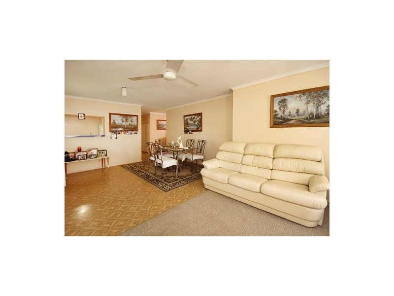 27 Kowree Crescent, Maroochydore QLD 4558