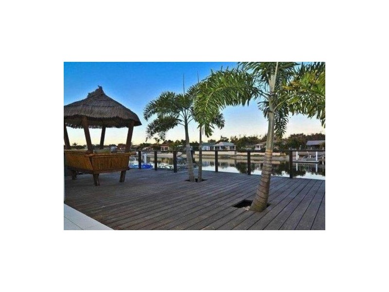 102 Maroochy Waters Drive, Maroochydore QLD 4558