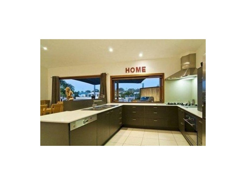 102 Maroochy Waters Drive, Maroochydore QLD 4558