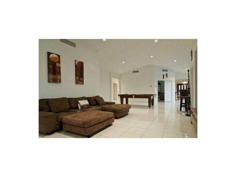 102 Maroochy Waters Drive, Maroochydore QLD 4558