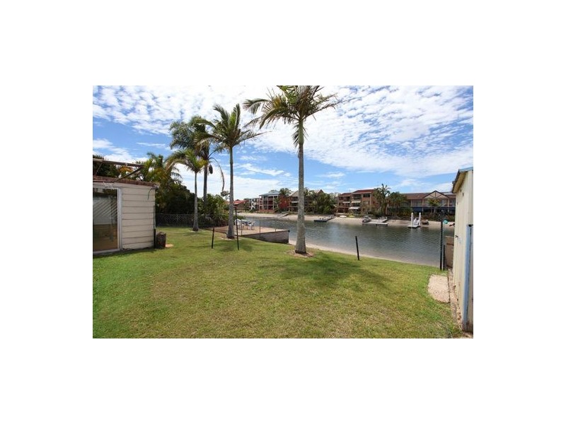 33 Schirrmann Drive, Maroochydore QLD 4558