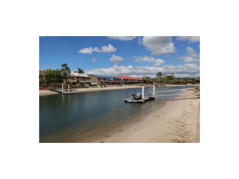 33 Schirrmann Drive, Maroochydore QLD 4558