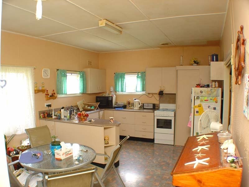 24 Robin Street, Coffs Harbour NSW 2450