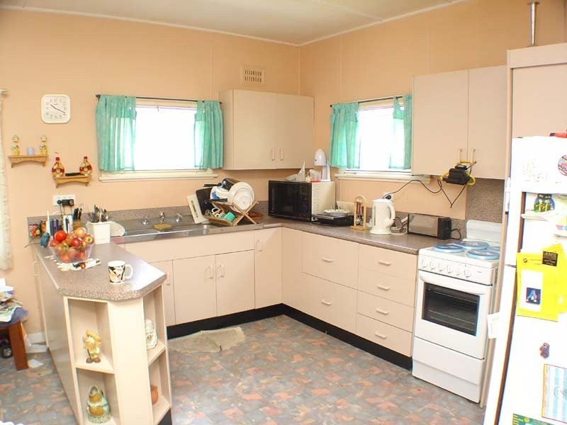 24 Robin Street, Coffs Harbour NSW 2450