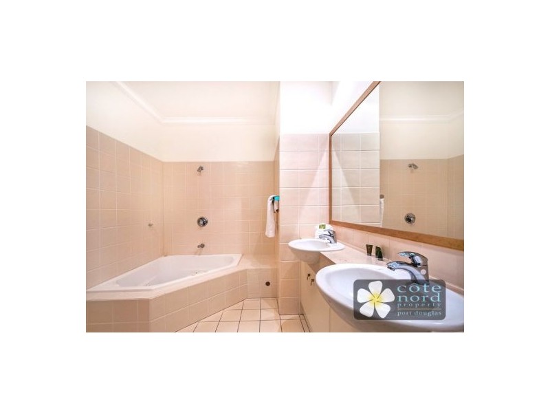 Port Douglas QLD 4877