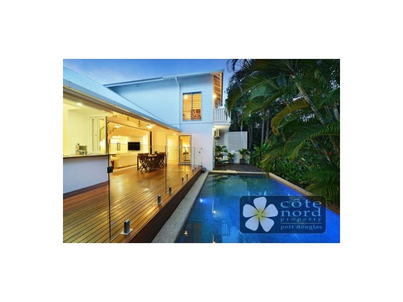 Villa 3, Beach Villas 56-58 Garrick St, Port Douglas QLD 4877