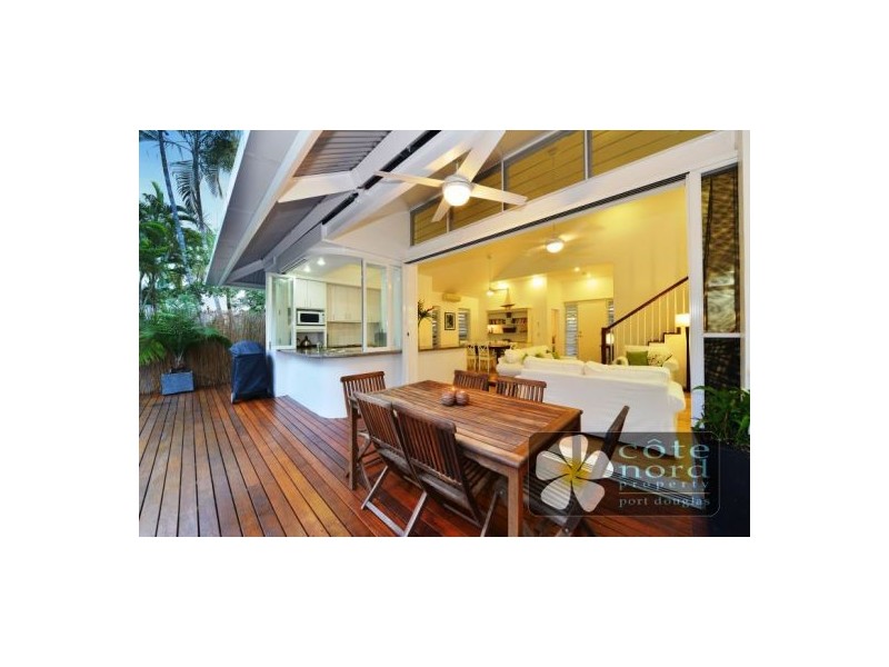 Villa 3, Beach Villas 56-58 Garrick St, Port Douglas QLD 4877