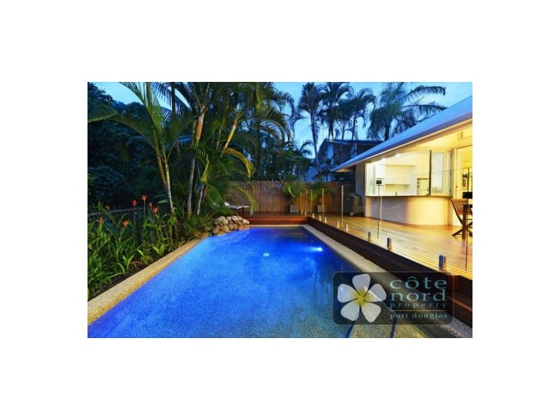 Villa 3, Beach Villas 56-58 Garrick St, Port Douglas QLD 4877