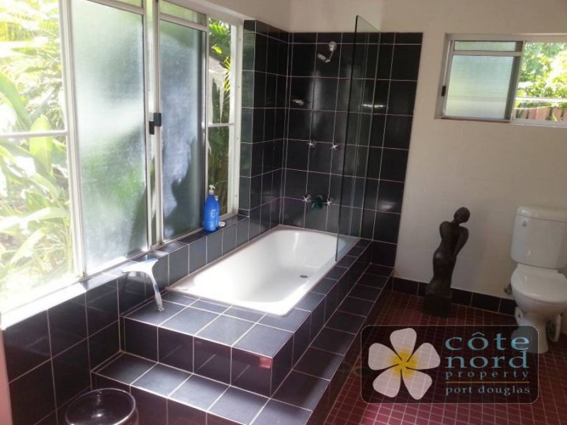 15 Agincourt Street, Port Douglas QLD 4877