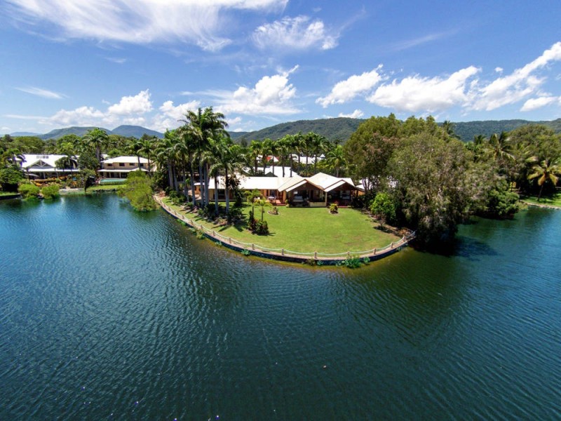 Port Douglas QLD 4877