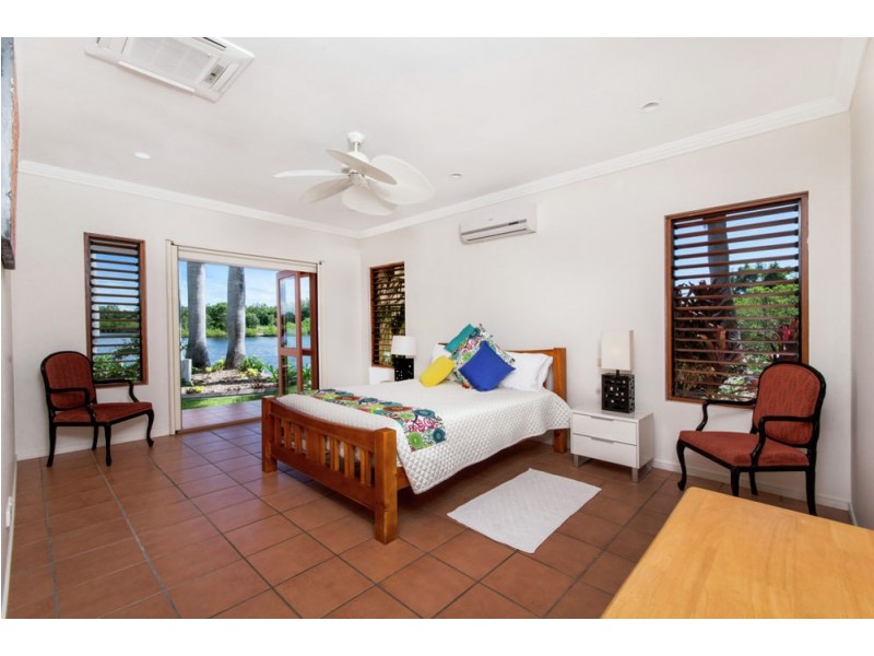 Port Douglas QLD 4877