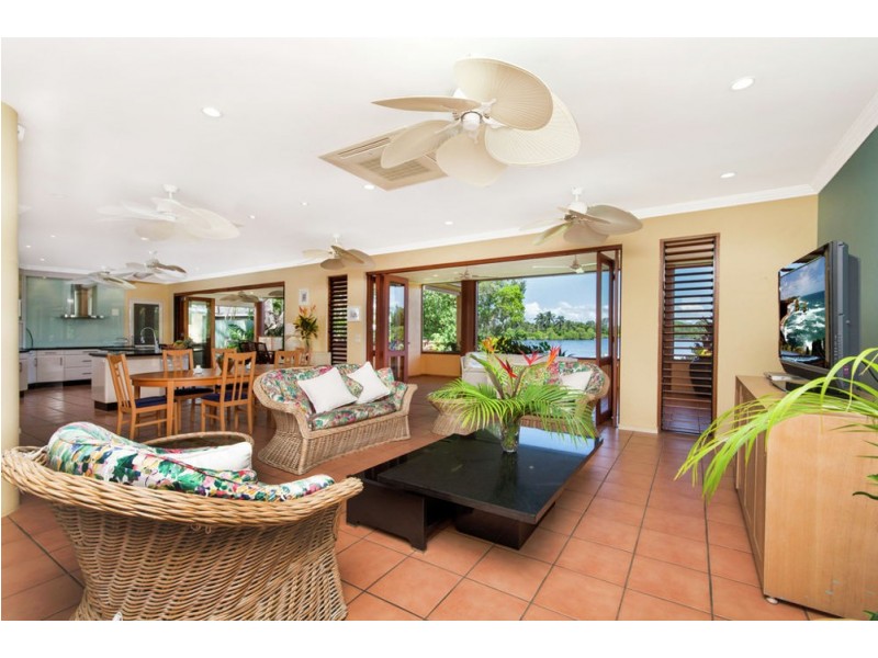 Port Douglas QLD 4877