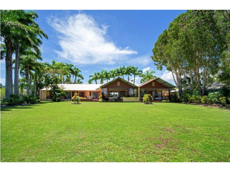 Port Douglas QLD 4877