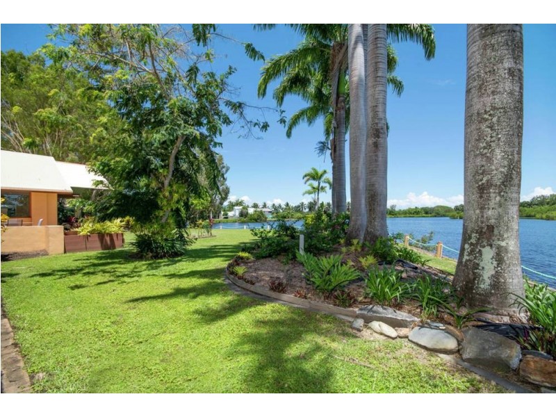 Port Douglas QLD 4877