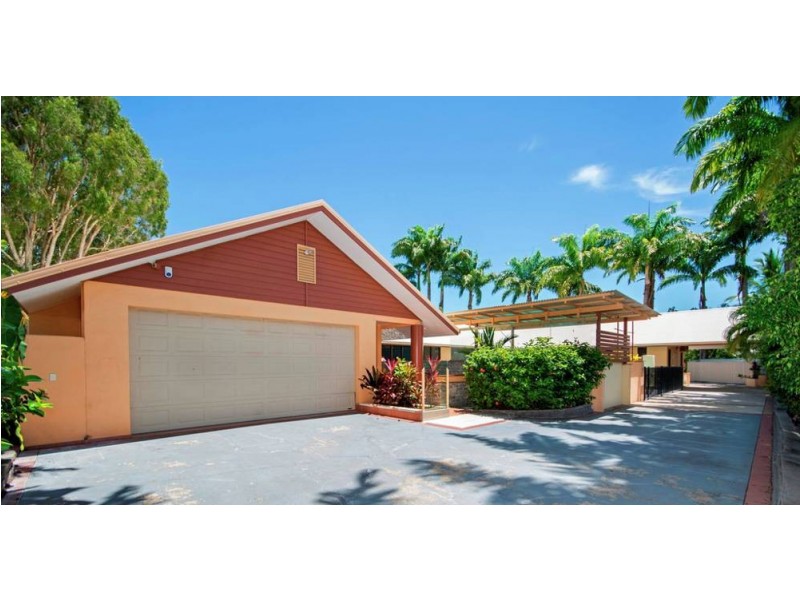 Port Douglas QLD 4877