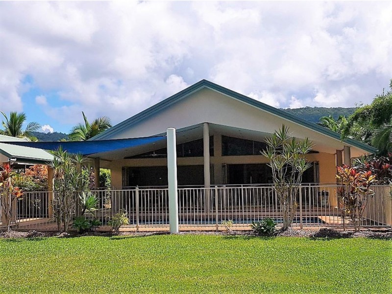 Port Douglas QLD 4877