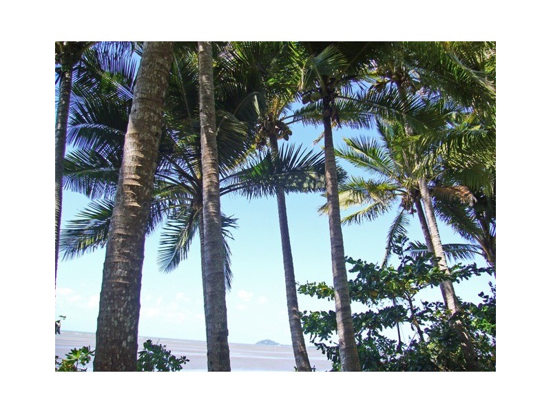 Port Douglas QLD 4877
