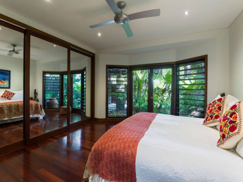 Port Douglas QLD 4877