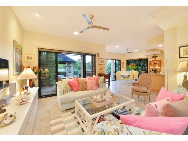 Villa 9/11-17 St Crispin’s Avenue, Port Douglas QLD 4877