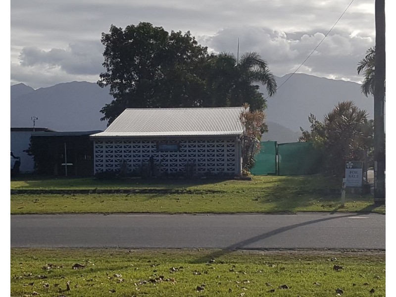 38 Marine Parade, Newell QLD 4873