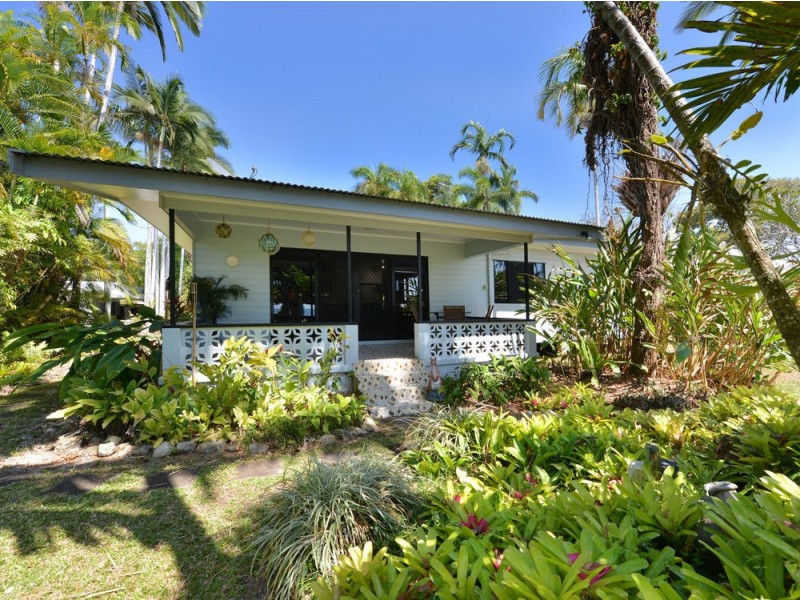 6 Olive Street, Newell QLD 4873