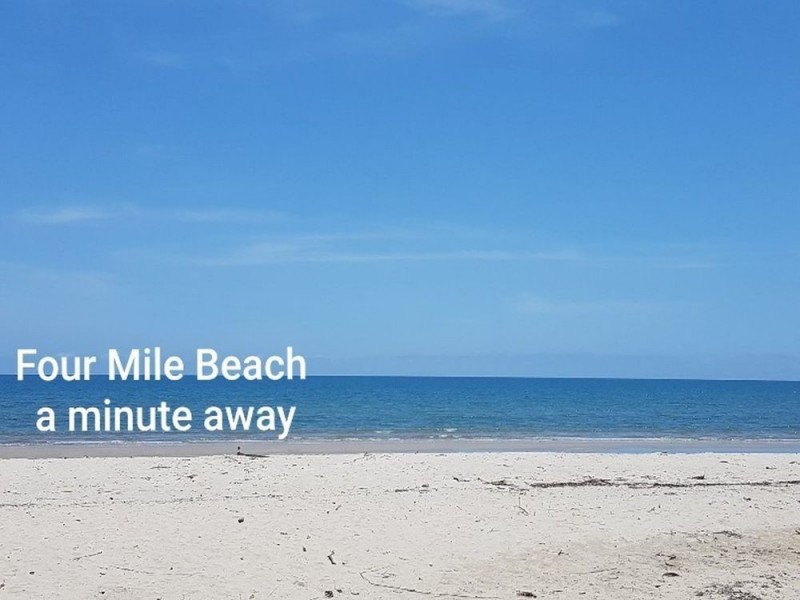 Villa 3 18 Andrews Close, Port Douglas QLD 4877