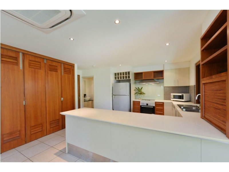 Villa 3 18 Andrews Close, Port Douglas QLD 4877