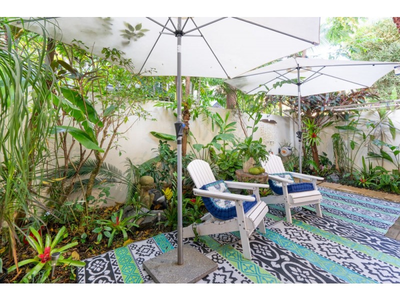 Villa 10 Surya 24 Andrews Close, Port Douglas QLD 4877