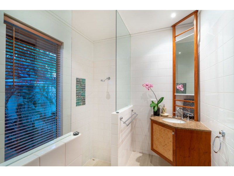 Villa 10 Surya 24 Andrews Close, Port Douglas QLD 4877