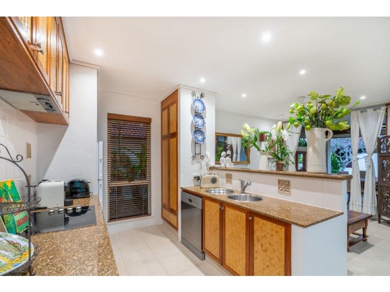 Villa 10 Surya 24 Andrews Close, Port Douglas QLD 4877